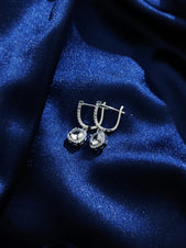 Luxe oorbellen met witte stenen
