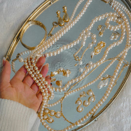 Onze nieuwe sieraden () | AgiAnna