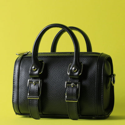 Trendy zwarte leren handtas () | AgiAnna